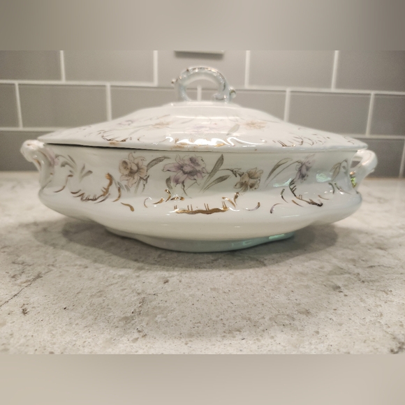 Vintage Henry Alcock & Co Floral Semi- Porcelain Serving Bowl Lid & Gravy Bowl - Picture 7 of 16
